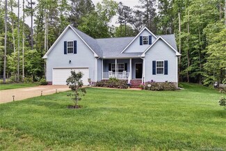 8371 Patrick Henry Way, Gloucester, VA 23061