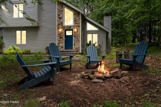 12 Glenside Dr, Gouldsboro, PA 18424