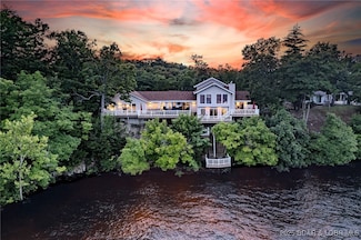 269 Cliff Dr, Sunrise Beach, MO 65079