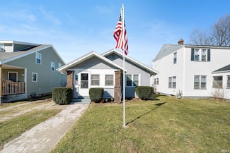 1249 N Meade St, South Bend, IN 46628