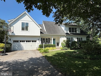 9608 Labrador Ln, Cockeysville, MD 21030