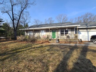 149 S Hilton Park Rd, Muskegon, MI 49442