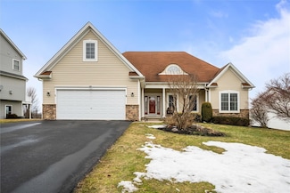 27 Long Branch Dr, Henrietta, NY 14467