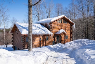 12 Jamie Ln, Jamaica, VT 05343
