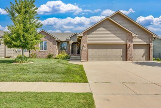 1424 E Alise St, Derby, KS 67037