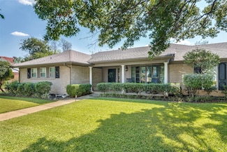 4321 Selkirk Dr W, Fort Worth, TX 76109