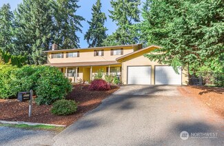 9203 32nd St E, Edgewood, WA 98371