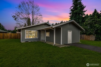 12611 135th St E, Puyallup, WA 98374