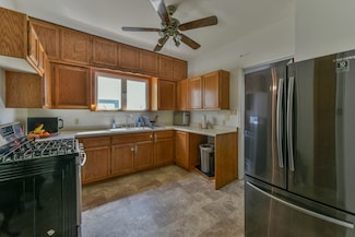 525 S 75th St, Milwaukee, WI 53214