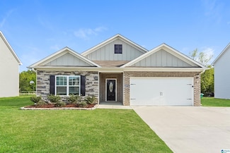 1076 Pilgrim Ln, Montevallo, AL 35115