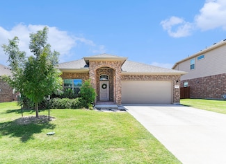 1214 Burlingame Dr, Cleburne, TX 76031