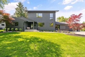2777 Donna Dr, Columbus, OH 43220