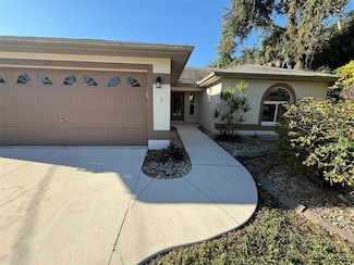 109 Kings Dr, Rotonda West, FL 33947