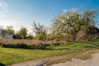 0 Mugge St, Runge, TX 78151
