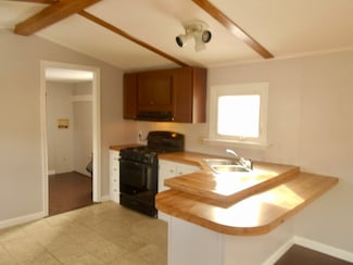 52 Briggs St, Orange, MA 01364