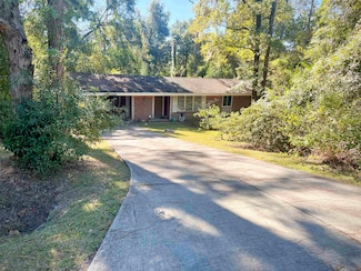 2213 Mendoza Ave, Tallahassee, FL 32304