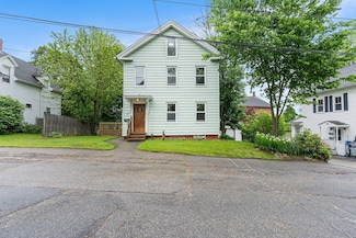 8 South St, Spencer, MA 01562