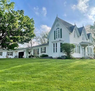 1532 34th St, Allegan, MI 49010