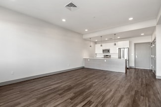 400 Mystic Ave Unit 307, Somerville, MA 02145