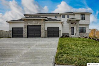 10909 N 159th Ave, Bennington, NE 68007