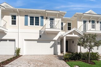104 Royal Palm Cir, Tequesta, FL 33469