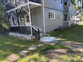 10 Fleming St, Waterbury, CT 06710