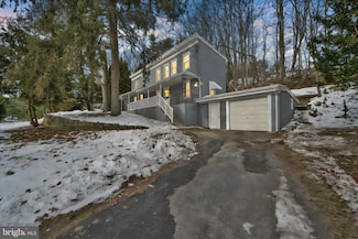 2 Edgar Lewis St, Minersville, PA 17954