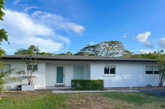 10 Forest Hills Ln, Boca Raton, FL 33431