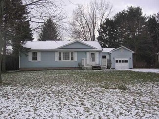 9 Hilltop Dr, North Chili, NY 14514