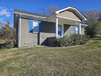 215 Smotherman Ave, Carthage, TN 37030