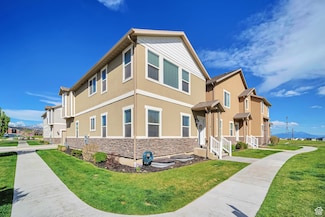3842 E Cunninghill Dr, Eagle Mountain, UT 84005