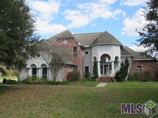 1223 Mills Pointe Dr, Zachary, LA 70791