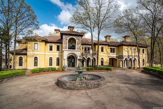 15 Spring Valley Ln, Little Rock, AR 72223