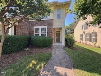 1011 Freeport Dr, Cary, NC 27519