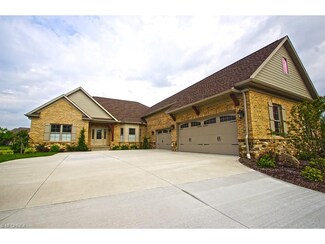 4653 Lismore Ave NW, Canton, OH 44718
