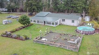 15724 Lawrence Lake Rd SE, Yelm, WA 98597