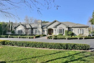 19489 Glen Una Dr, Saratoga, CA 95070