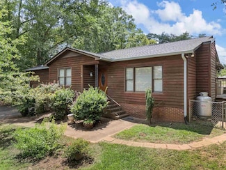 132 Bowers Ct, Spartanburg, SC 29301