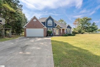 141 N Heron Dr, Fountain Inn, SC 29644