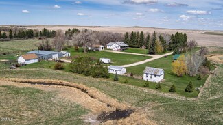 11126 50th St SW, Dickinson, ND 58601