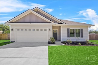 208 Cherokee Oaks Crossing, Hinesville, GA 31313