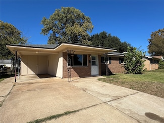 1323 Violet Ave, Bossier City, LA 71112