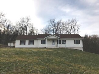 280 W Market St, Bowerston, OH 44695