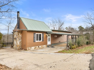 29 Adams Ln, Blue Eye, MO 65611