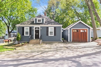 46 Leonard St, Woburn, MA 01801