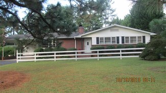 205 Arrowhead Cir, Spartanburg, SC 29301