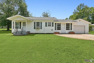 4226 Nelson St, Zachary, LA 70791