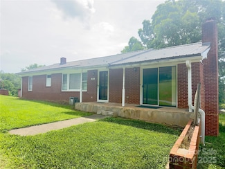 30 Cypress Rd, Marion, NC 28752