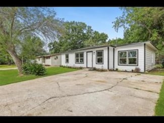 750 Jeny Ln, Beaumont, TX 77707