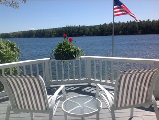 4 Loon Ledge Ln, Deerfield, NH 03037